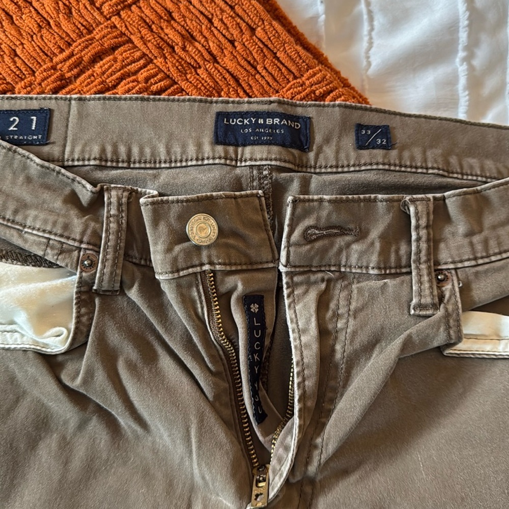 lucky brand 33/32 pants